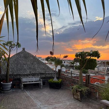 Casa Carmona 33 Hotel เกเรตาโร ภายนอก รูปภาพ