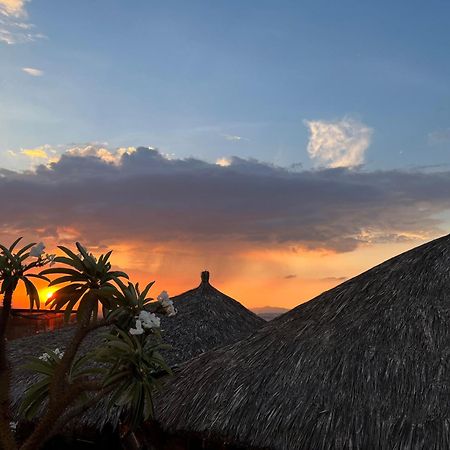 Casa Carmona 33 Hotel เกเรตาโร ภายนอก รูปภาพ