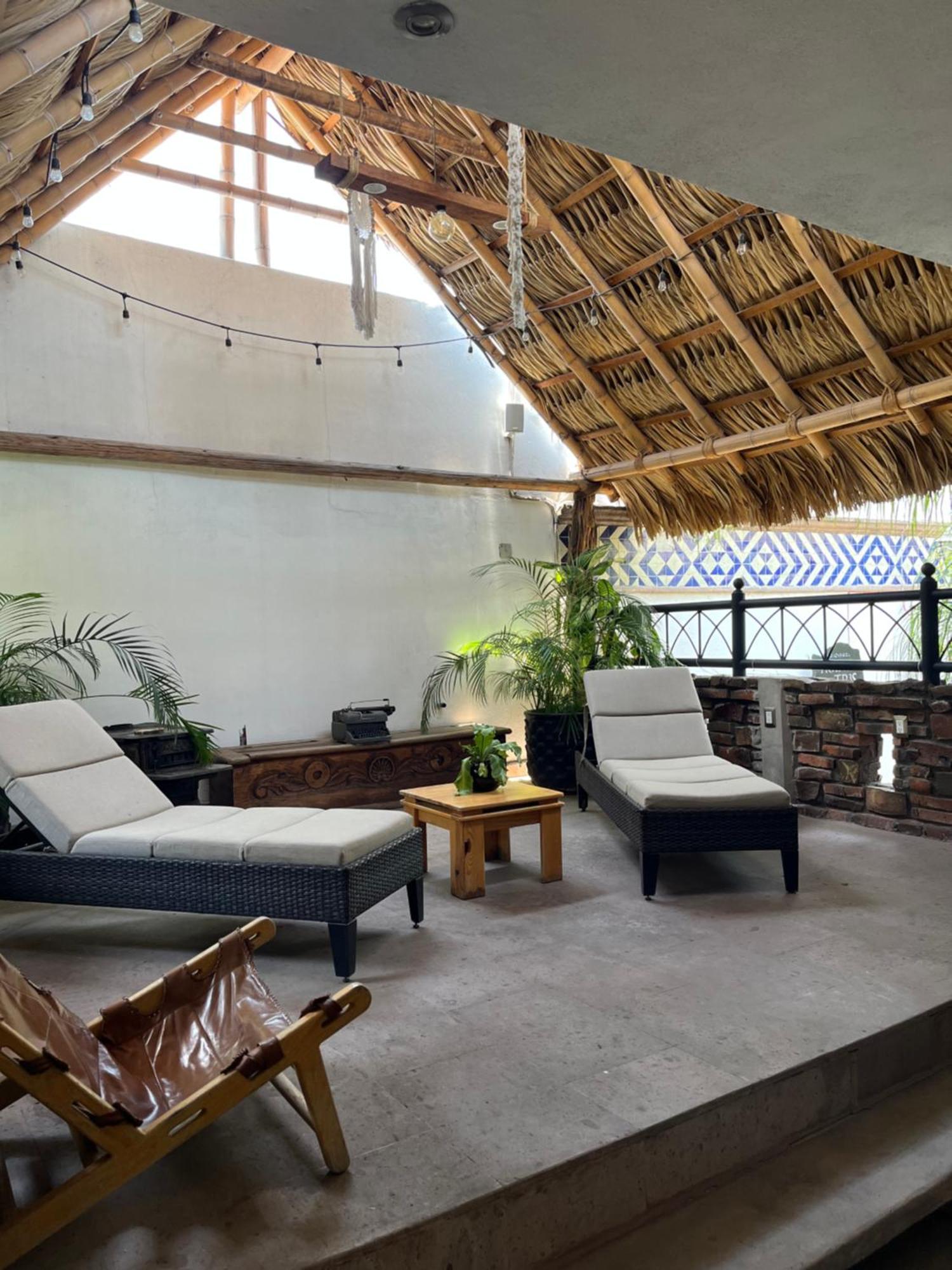 Casa Carmona 33 Hotel เกเรตาโร ภายนอก รูปภาพ