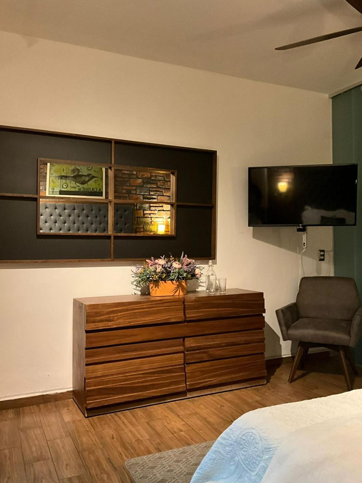 Casa Carmona 33 Hotel เกเรตาโร ภายนอก รูปภาพ